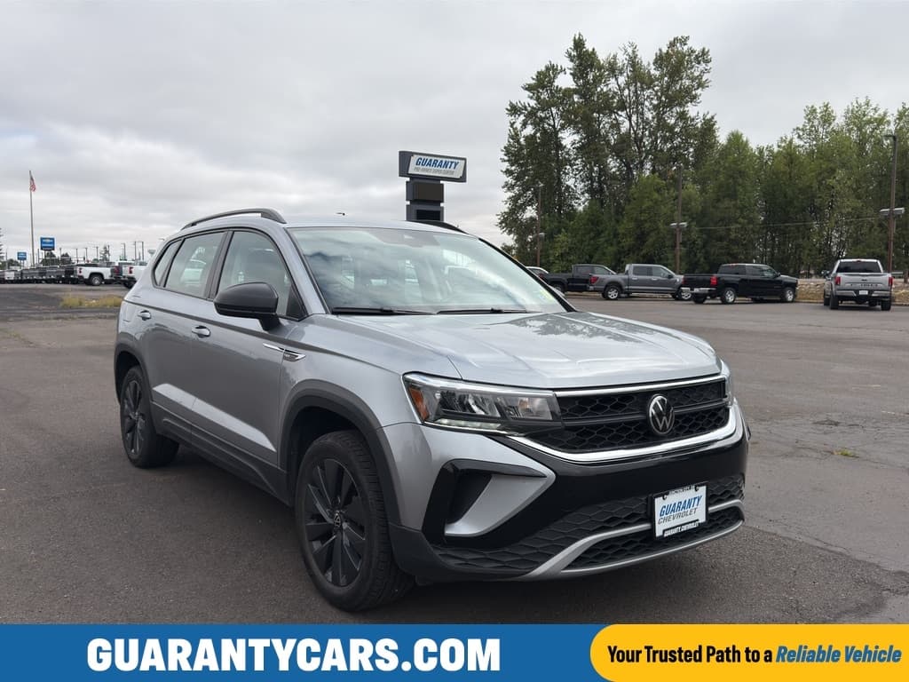 2024 Volkswagen Taos S — photo 1 of 30