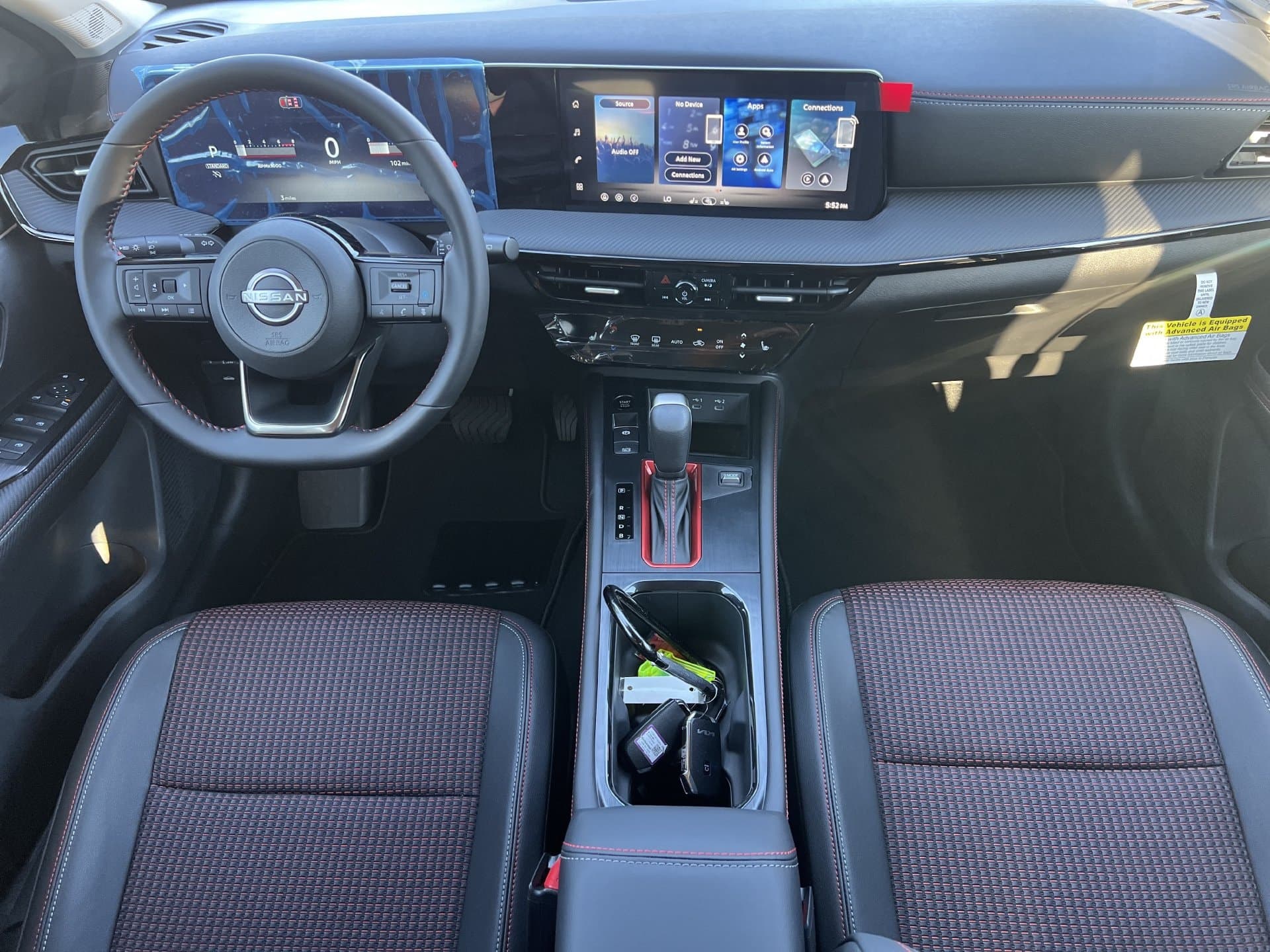 2027 Nissan Kicks SR — photo 1 of 2