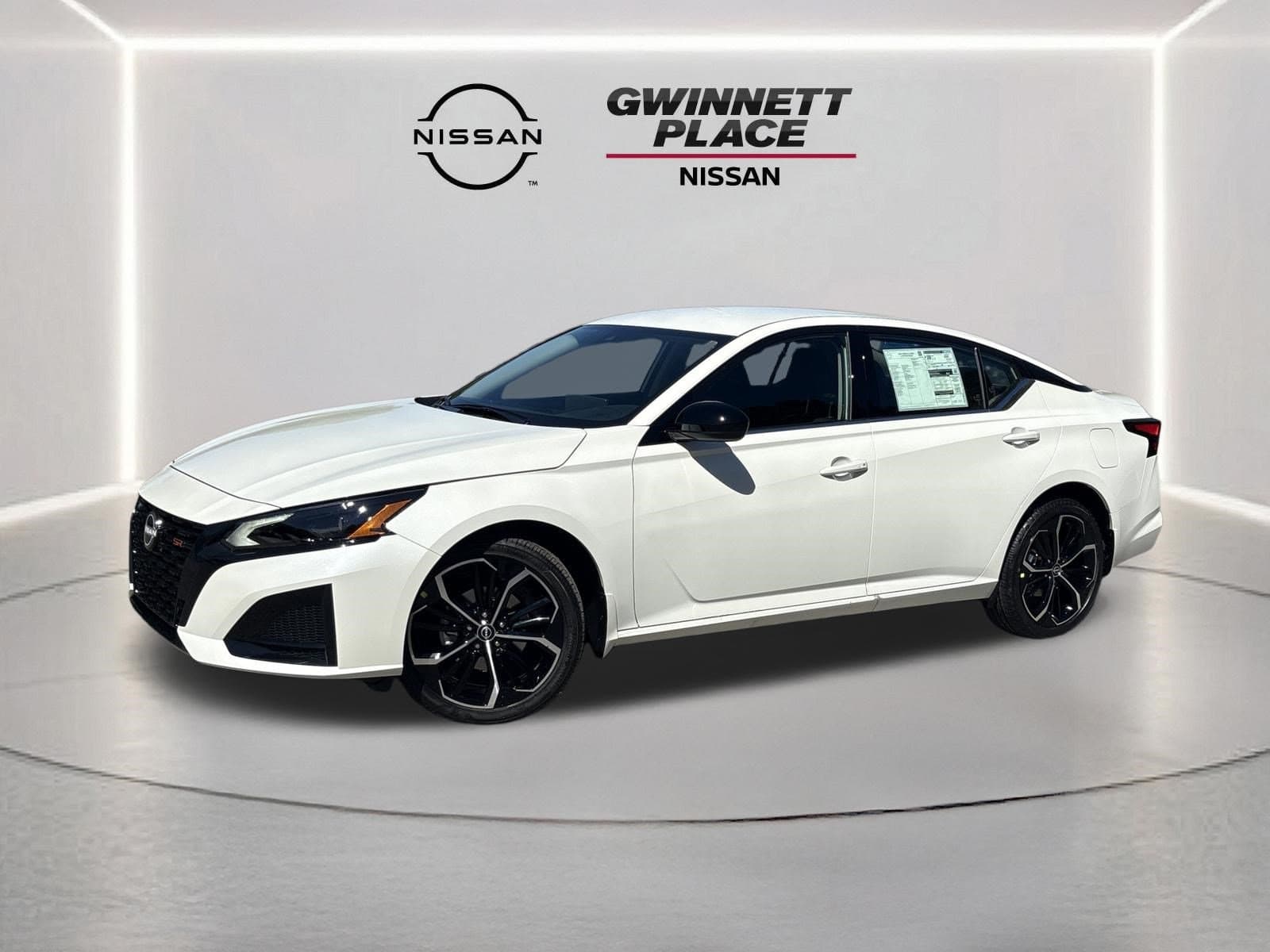 2026 Nissan Altima SR — photo 1 of 26