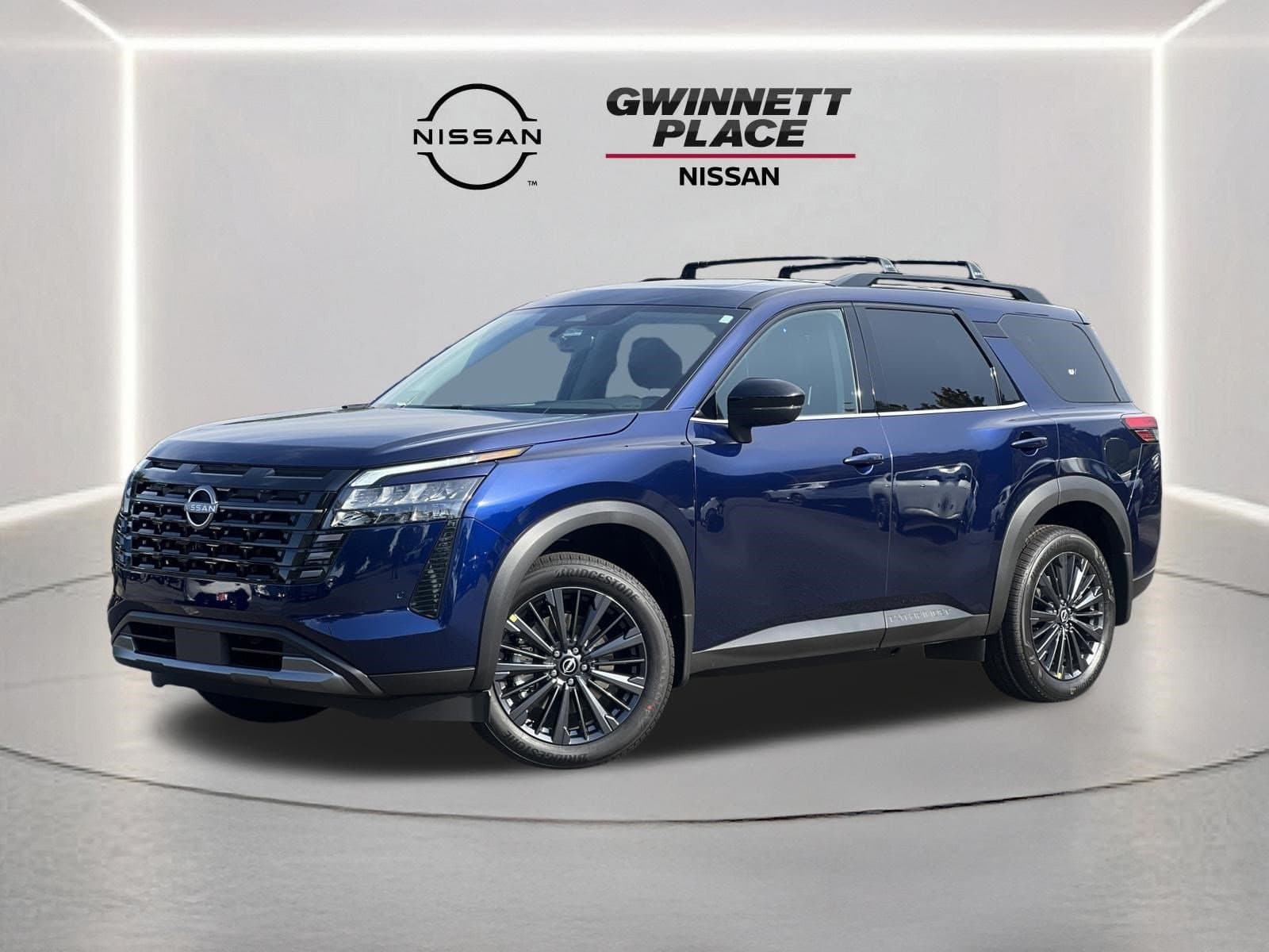 2026 Nissan Pathfinder SL — photo 1 of 28