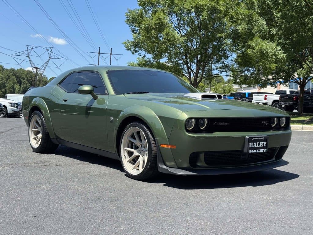 2023 Dodge Challenger R/T Scat Pack — photo 1 of 28