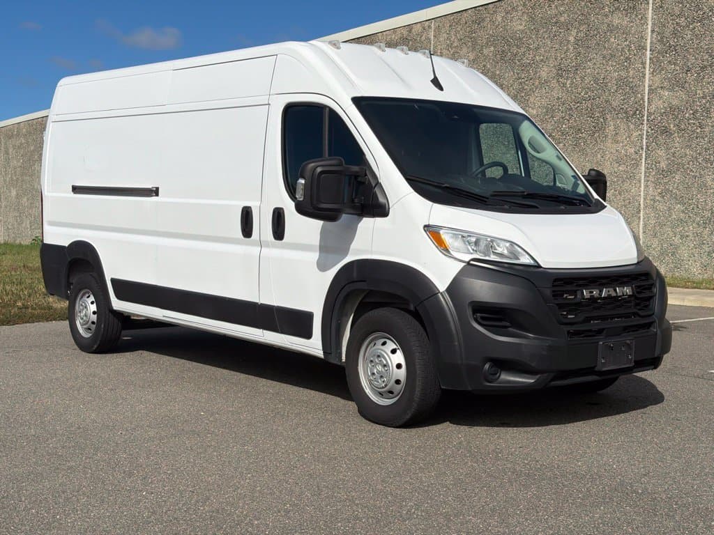 2023 RAM ProMaster Cargo Van Base — photo 1 of 15
