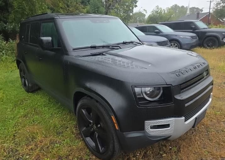 2024 Land Rover Defender S — photo 1 of 7