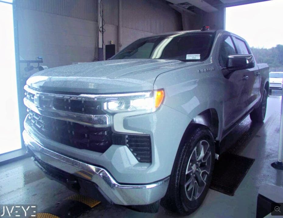 2024 Chevrolet Silverado 1500 Base — photo 1 of 7