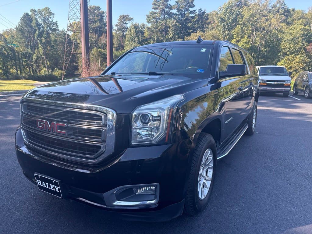 2019 GMC Yukon XL SLT — photo 1 of 13