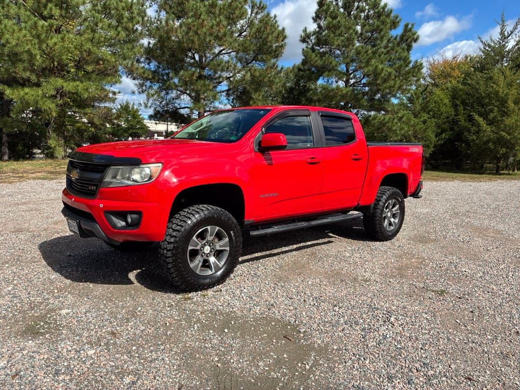 2017 Chevrolet Colorado 2WD Z71 — photo 1 of 12