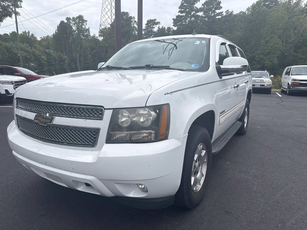 2010 Chevrolet Tahoe LT — photo 1 of 13