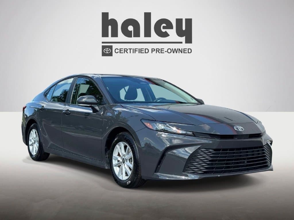 2026 Toyota Camry LE — photo 1 of 27