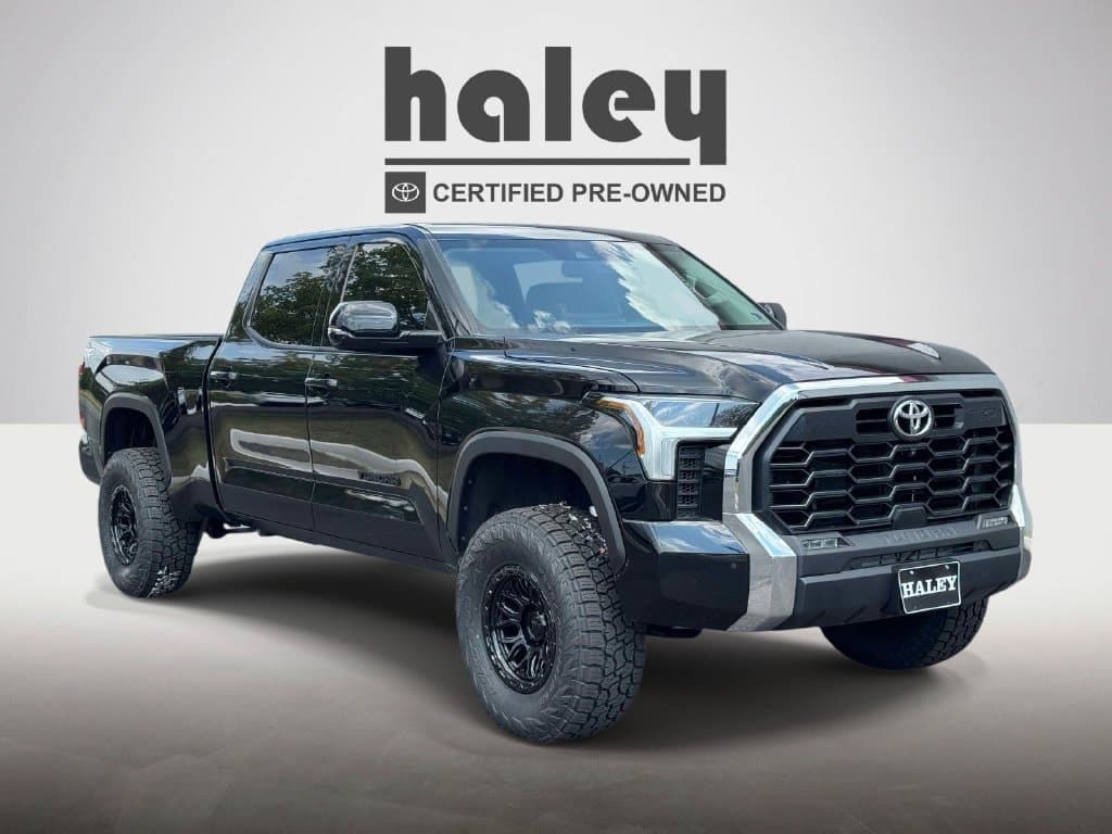 2023 Toyota Tundra 4WD SR5 — photo 1 of 28