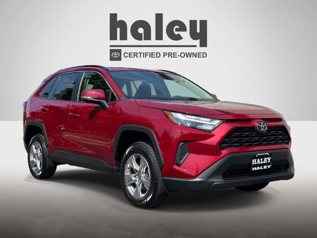 2025 Toyota RAV4 XLE — photo 1 of 27