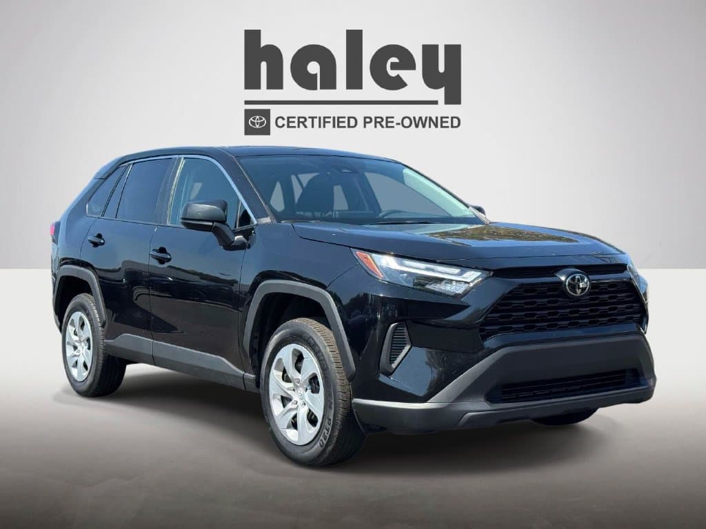 2025 Toyota RAV4 LE — photo 1 of 26