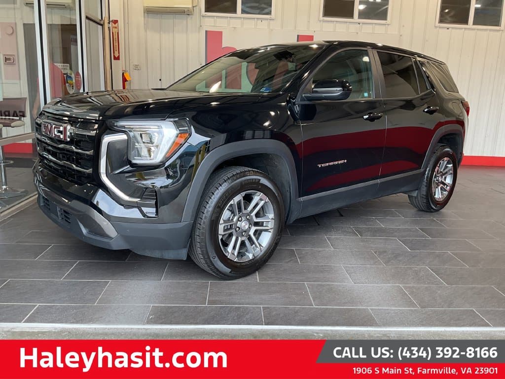 2026 GMC Terrain FWD Elevation — photo 1 of 31