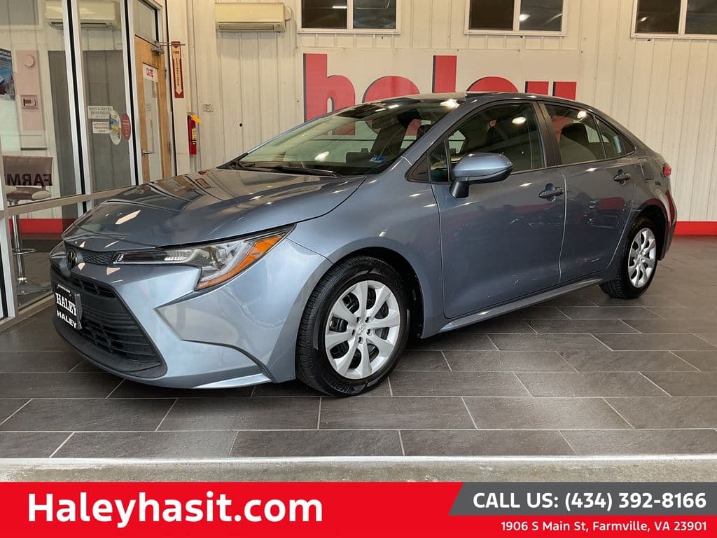 2024 Toyota Corolla LE — photo 1 of 29