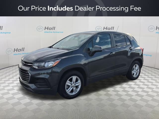 2019 Chevrolet Trax LS — photo 1 of 26