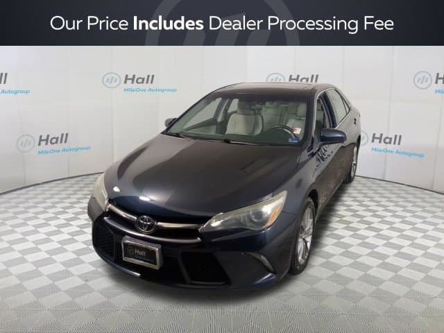 2015 Toyota Camry SE — photo 1 of 31