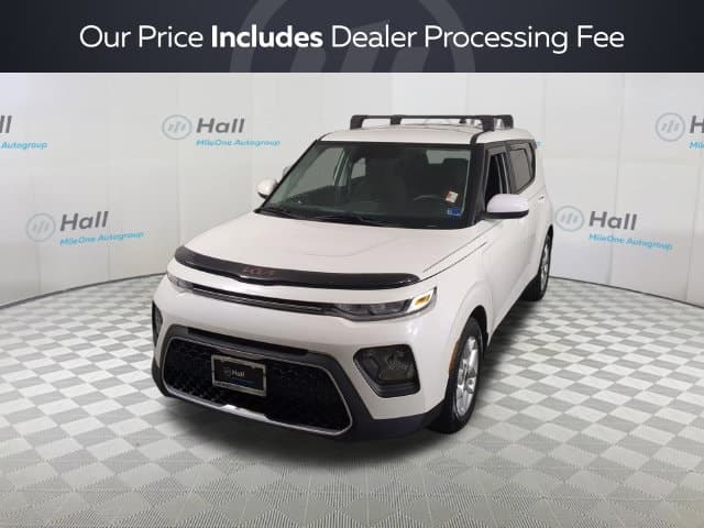 2022 Kia Soul LX — photo 1 of 30