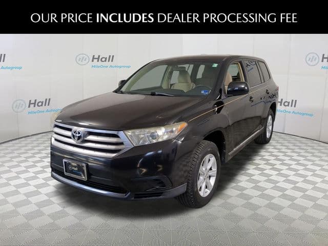 2013 Toyota Highlander Base — photo 1 of 29