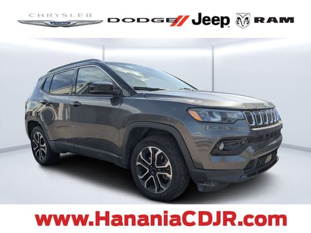 2023 Jeep Compass Limited — photo 1 of 33