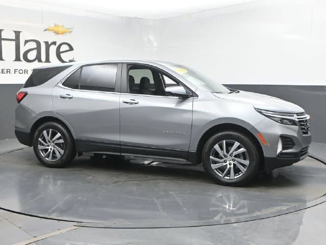 2024 Chevrolet Equinox Base — photo 1 of 63