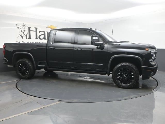 2026 Chevrolet Silverado 2500HD High Country — photo 1 of 61