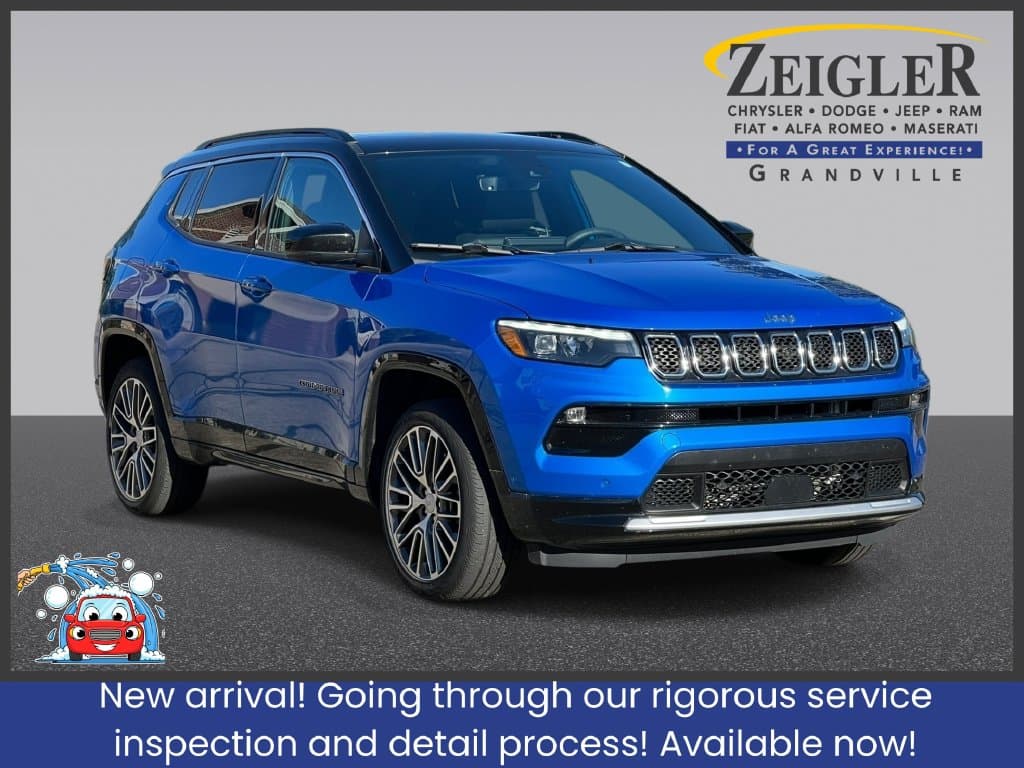 2023 Jeep Compass Limited — photo 1 of 15