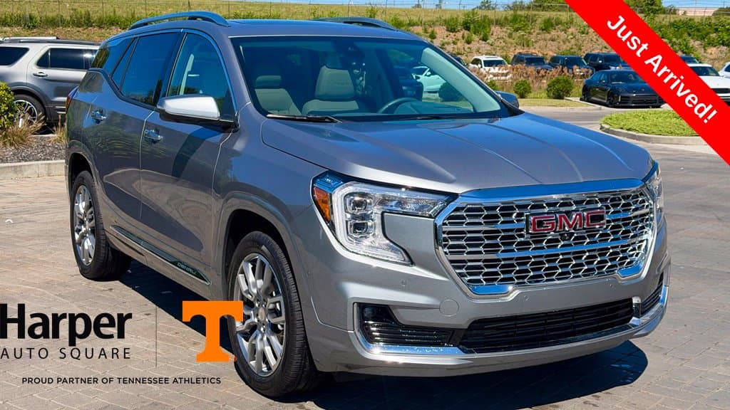 2024 GMC Terrain Denali — photo 1 of 32