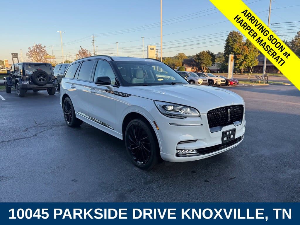 2023 Lincoln Aviator Black Label — photo 1 of 27