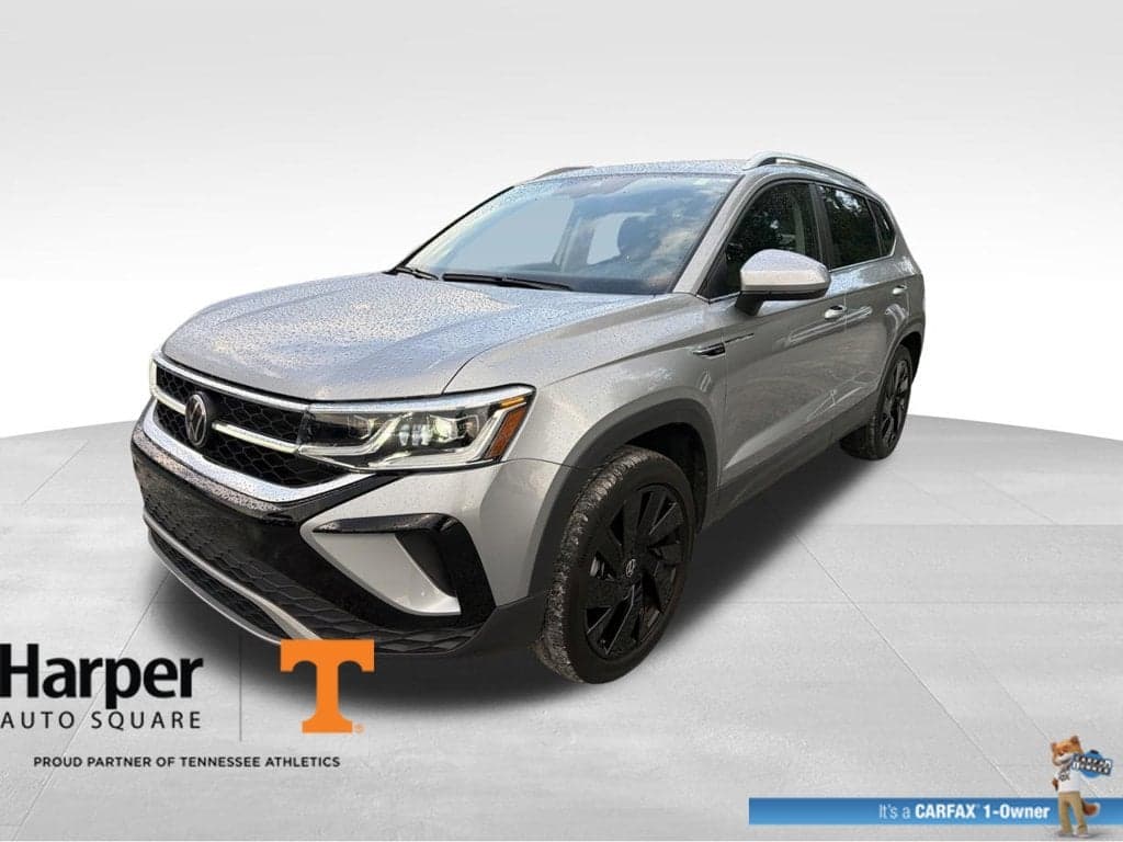 2024 Volkswagen Taos SEL — photo 1 of 20