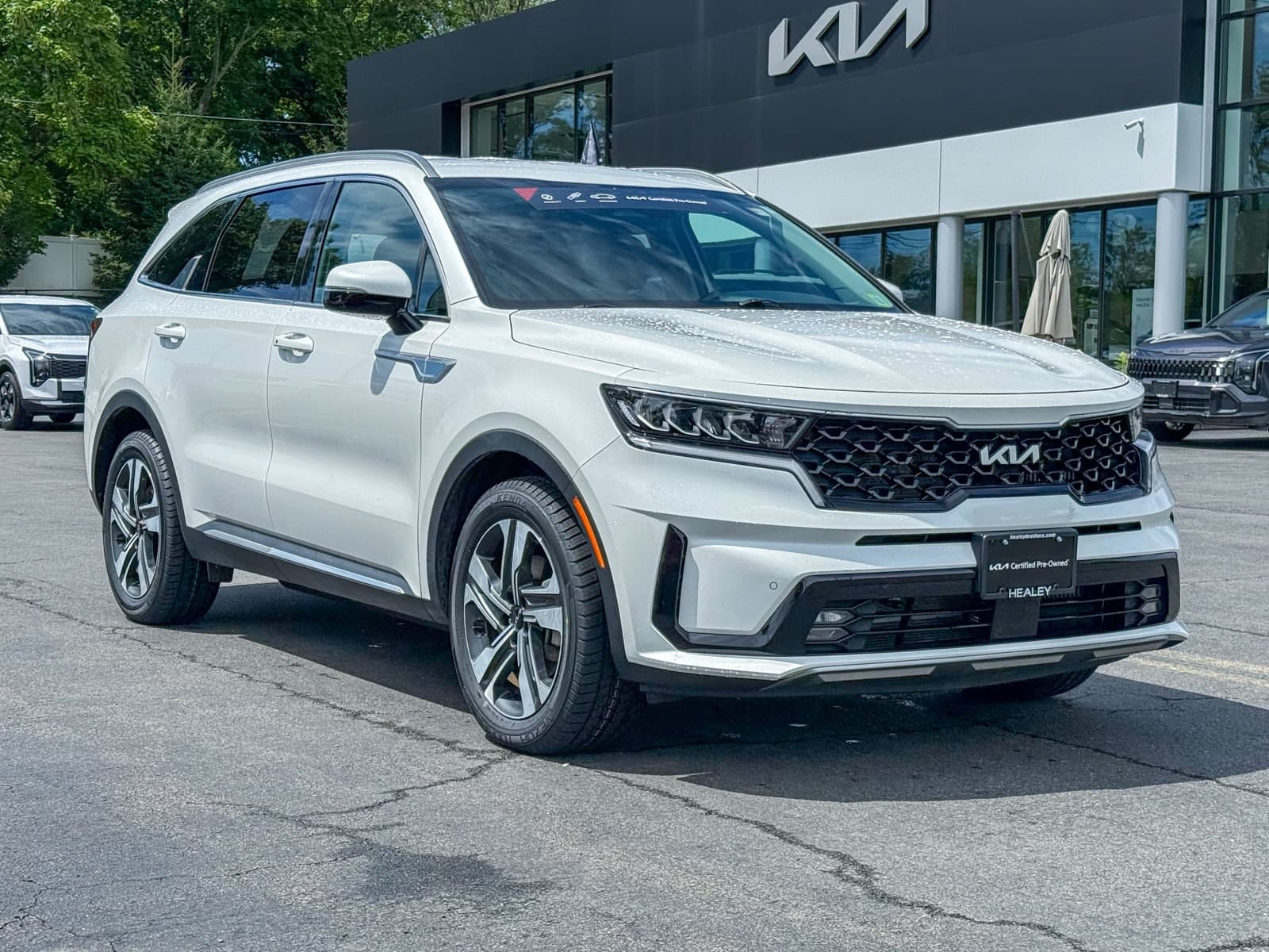 2023 Kia Sorento Hybrid EX — photo 1 of 43