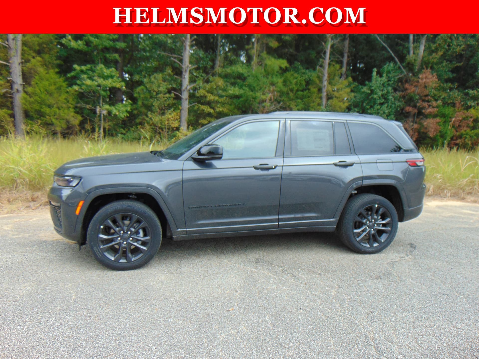 2026 Jeep Grand Cherokee Limited Reserve — photo 1 of 46