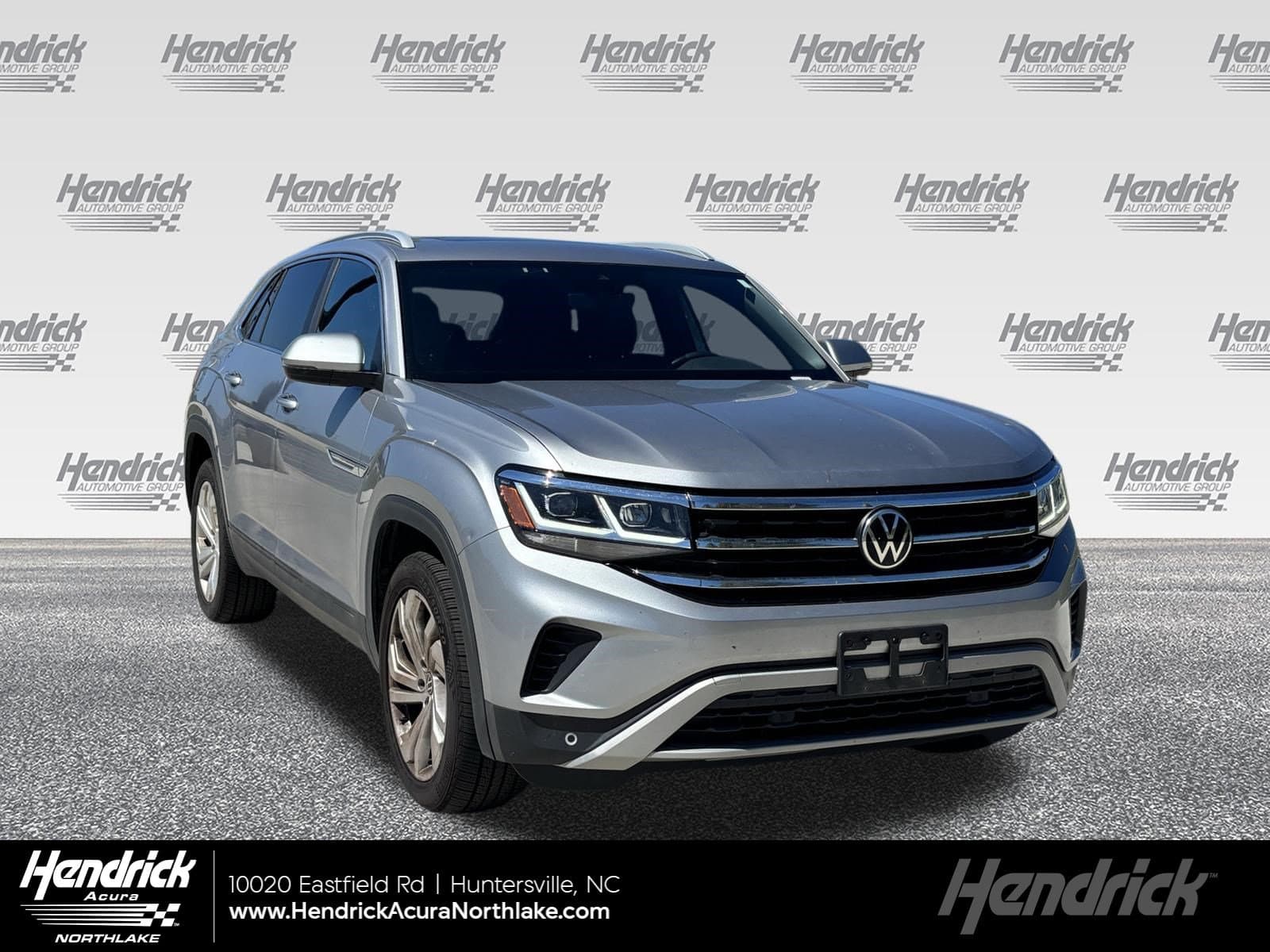 2021 Volkswagen Atlas Cross Sport Base — photo 1 of 38