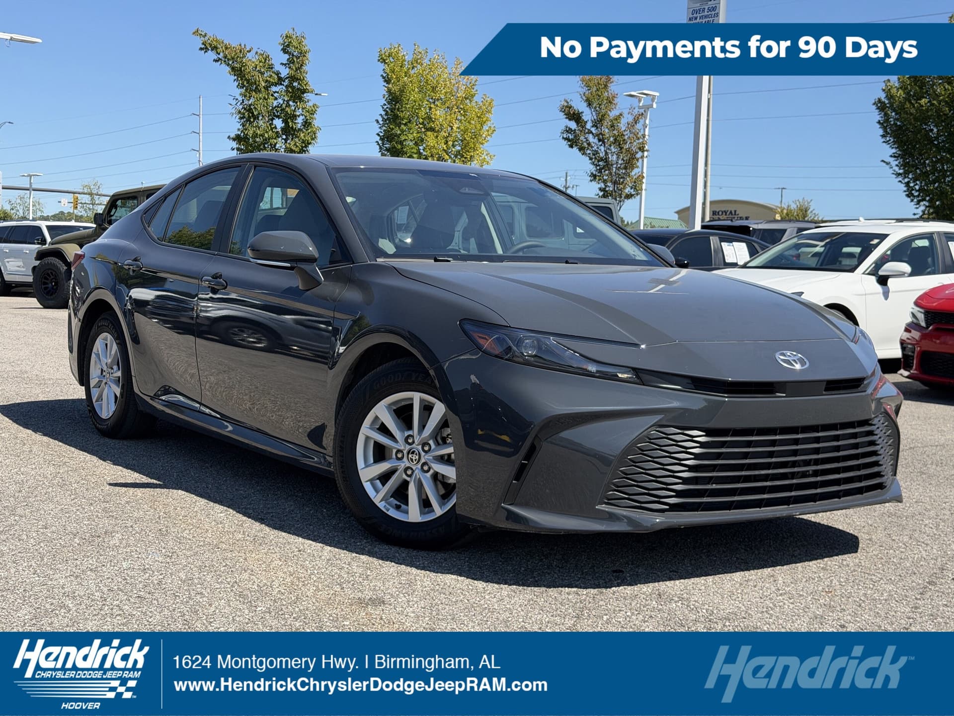 2026 Toyota Camry LE — photo 1 of 17