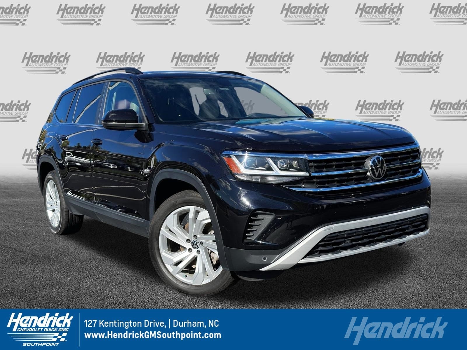 2022 Volkswagen Atlas 3.6L V6 SE w/Technology — photo 1 of 37