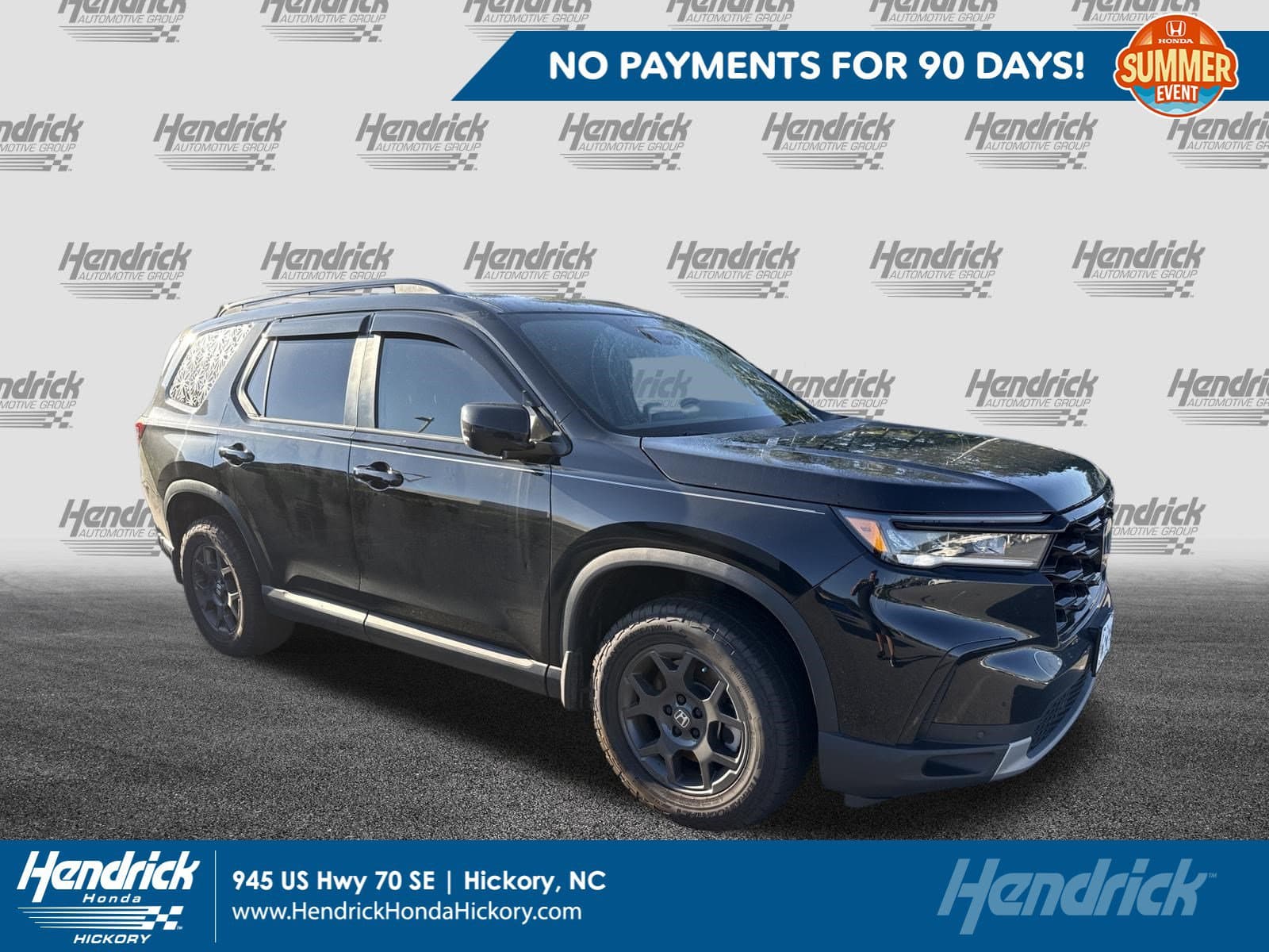 2025 Honda Pilot TrailSport — photo 1 of 11