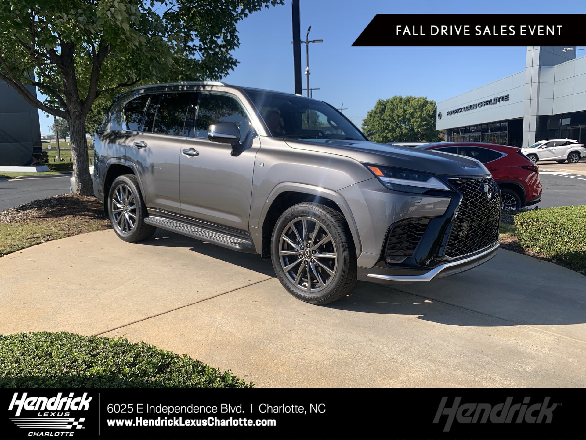 2024 Lexus LX Base — photo 1 of 36