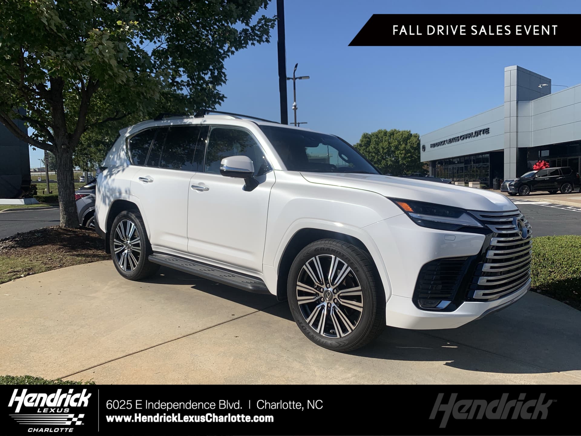 2023 Lexus LX LX 600 Luxury — photo 1 of 36