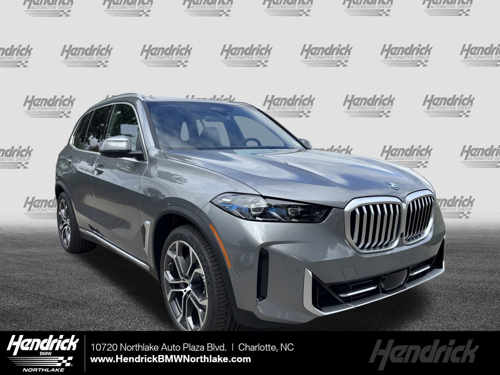 2026 BMW X5 xDrive50e — photo 1 of 38