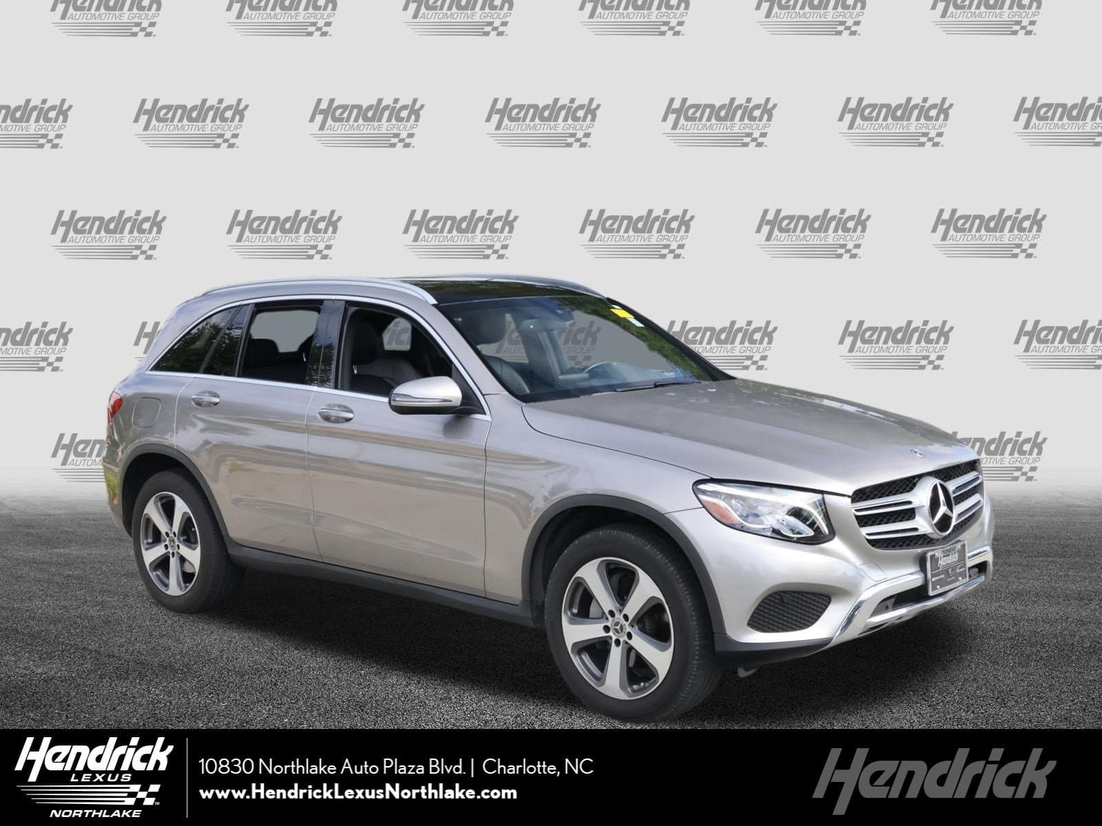 2019 Mercedes-Benz GLC Base — photo 1 of 32