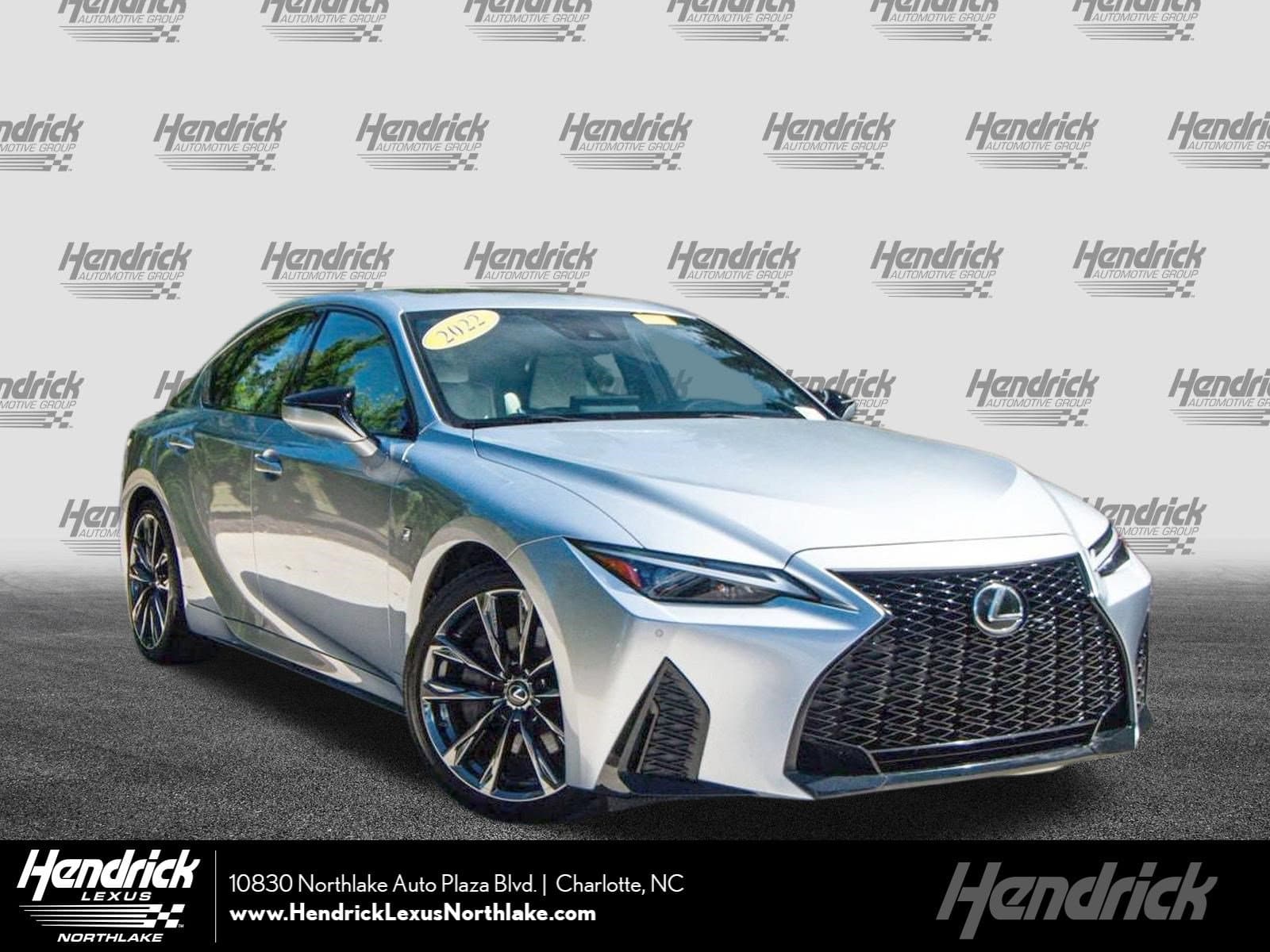 2022 Lexus IS Base — photo 1 of 34