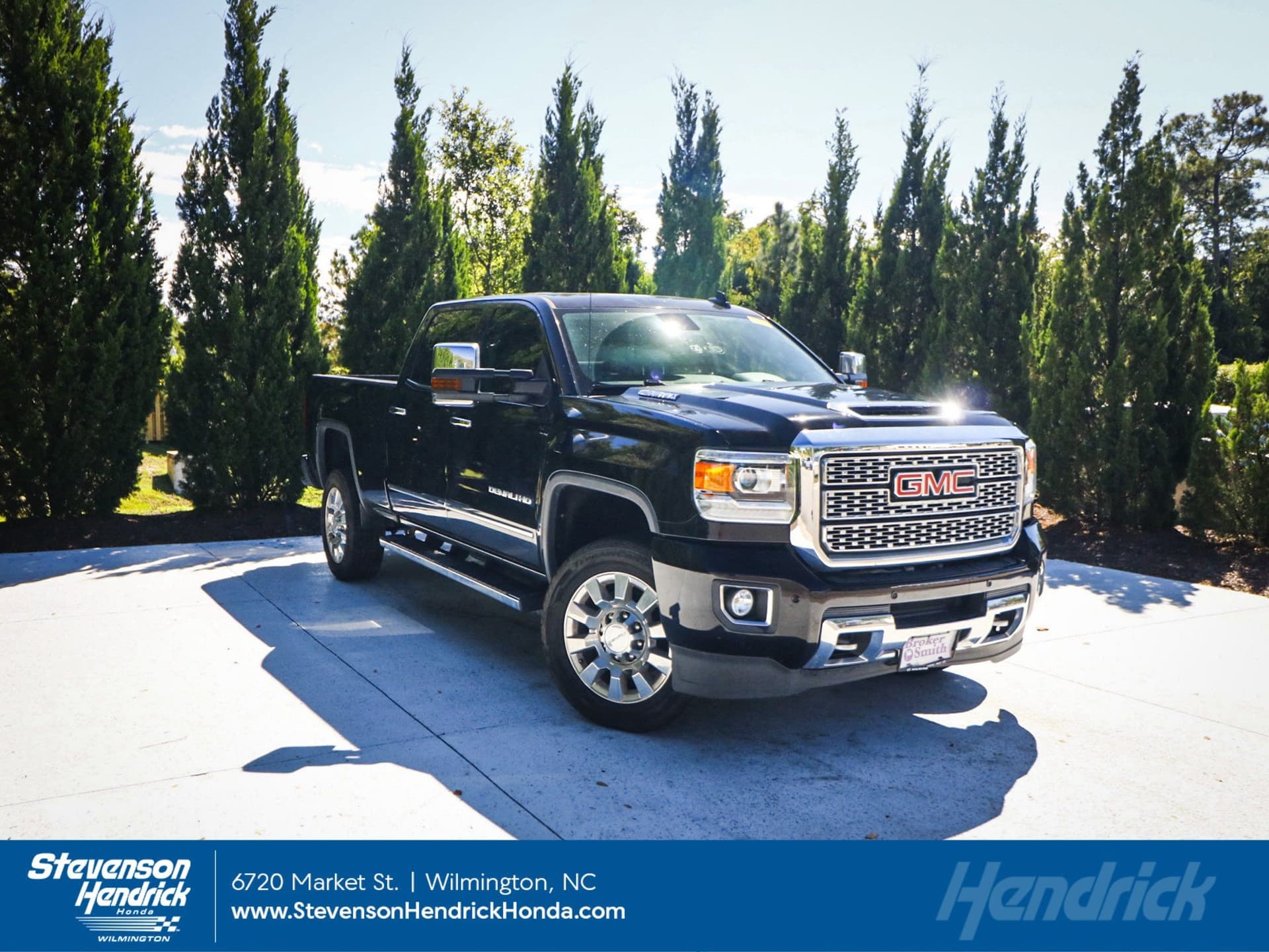2019 GMC Sierra 2500HD Denali — photo 1 of 11