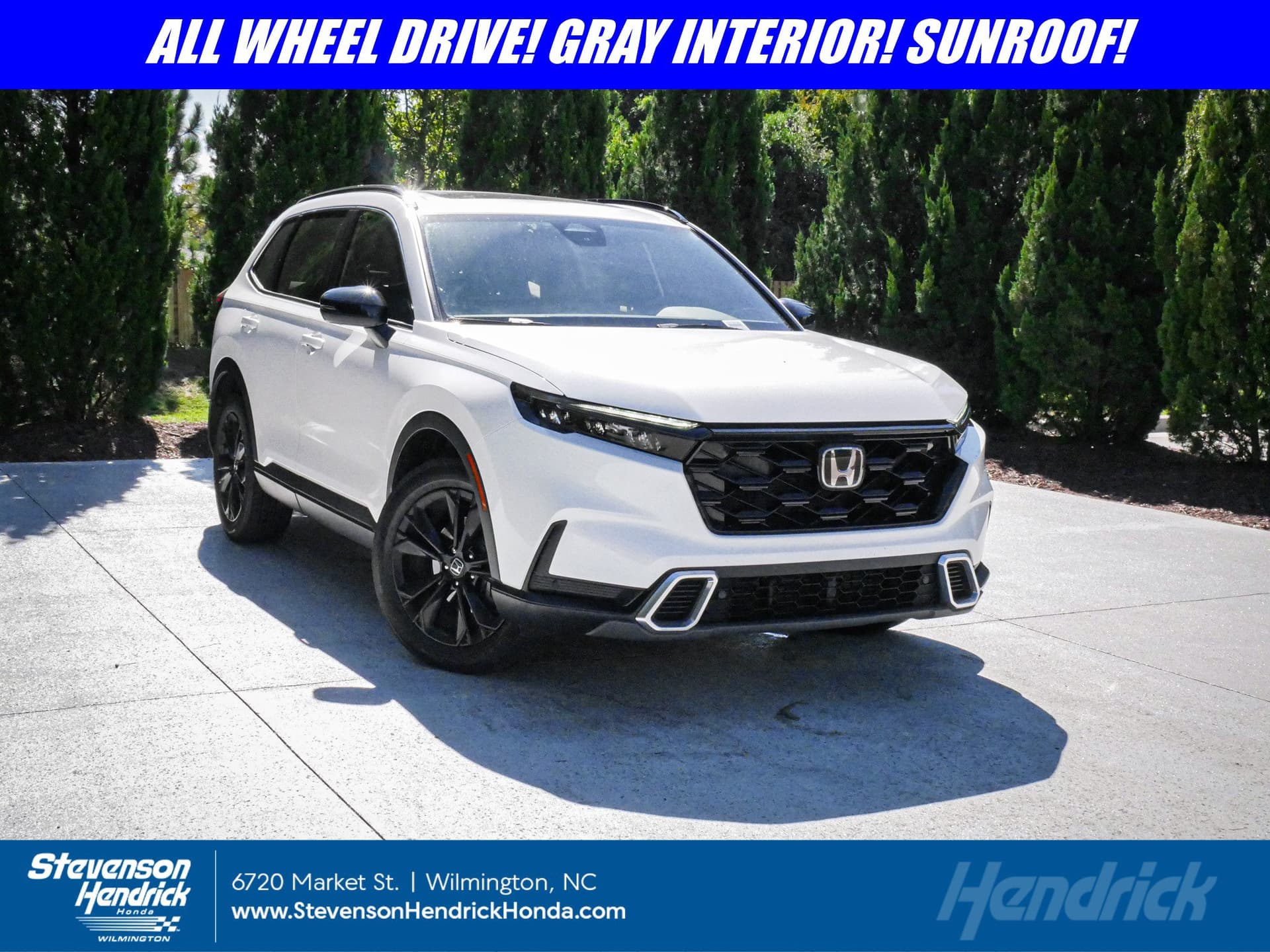 2024 Honda CR-V Hybrid Sport Touring — photo 1 of 11
