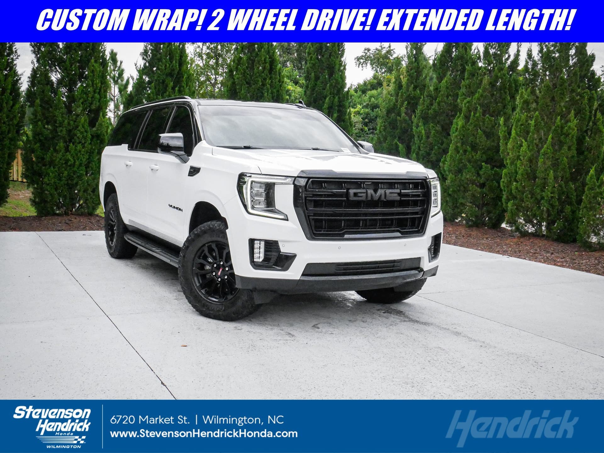 2022 GMC Yukon XL SLE — photo 1 of 11