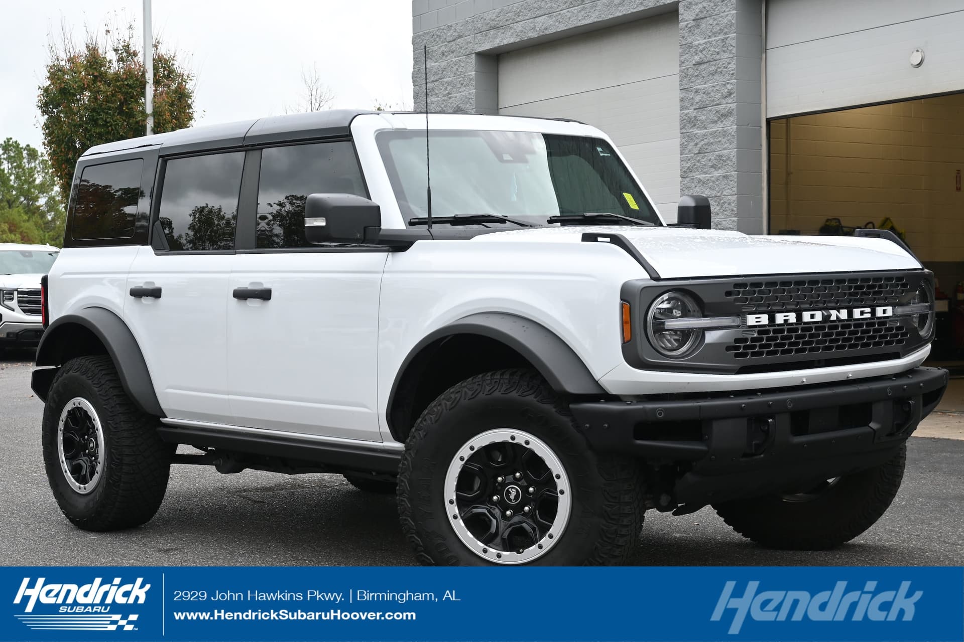 2024 Ford Bronco Badlands — photo 1 of 19