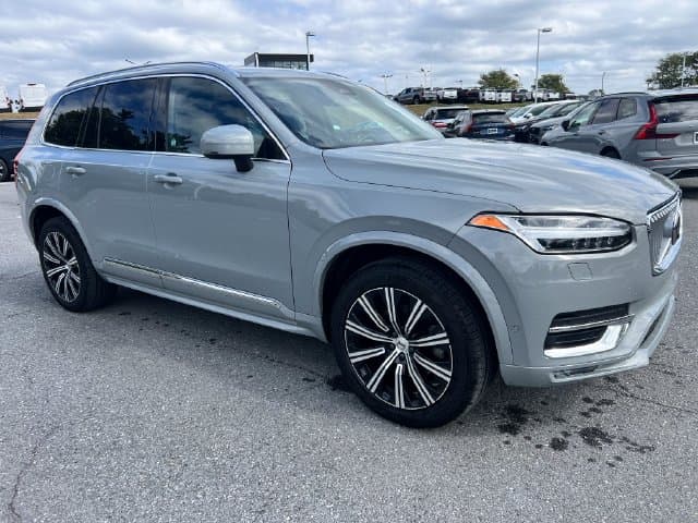 2024 Volvo XC90 Base — photo 1 of 4
