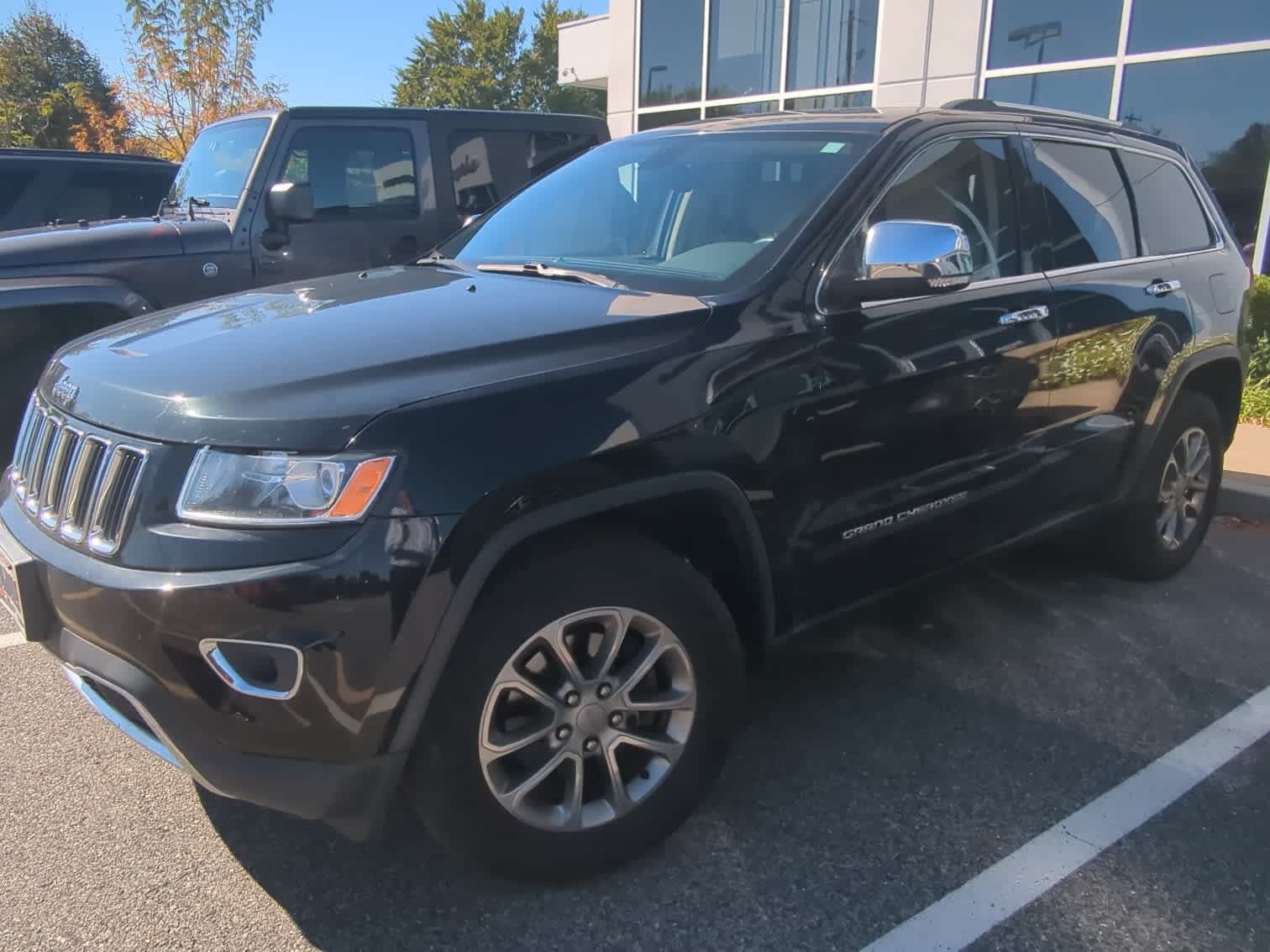 2015 Jeep Grand Cherokee Limited — photo 1 of 9