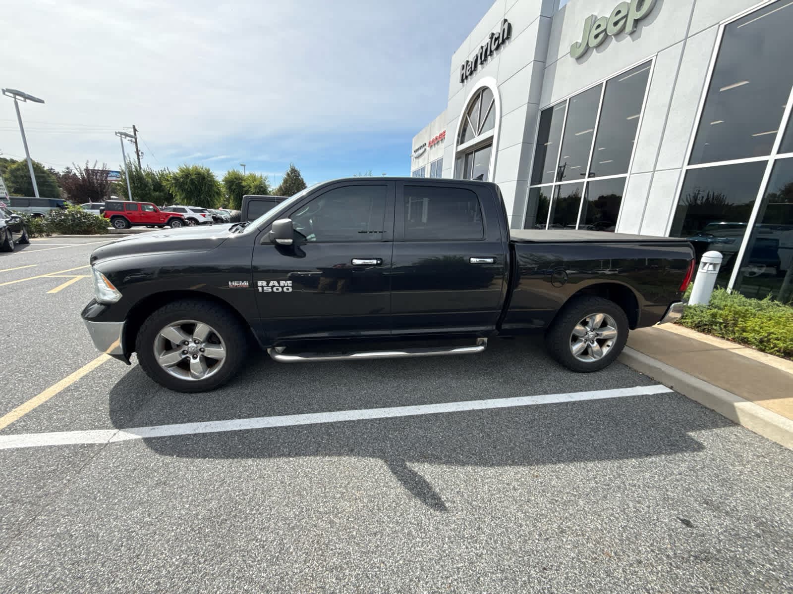 2016 RAM 1500 Big Horn — photo 1 of 8