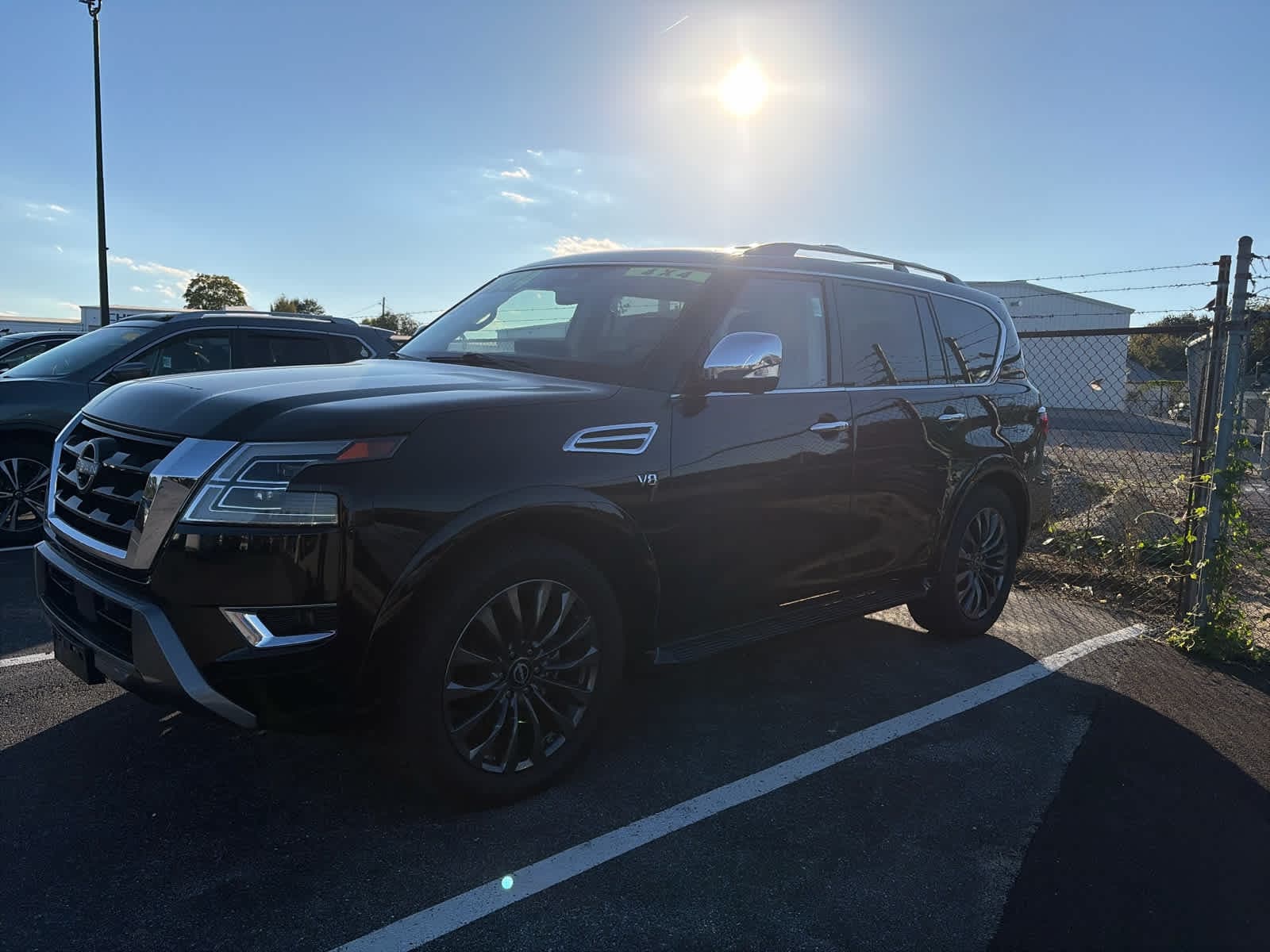 2022 Nissan Armada Platinum — photo 1 of 4