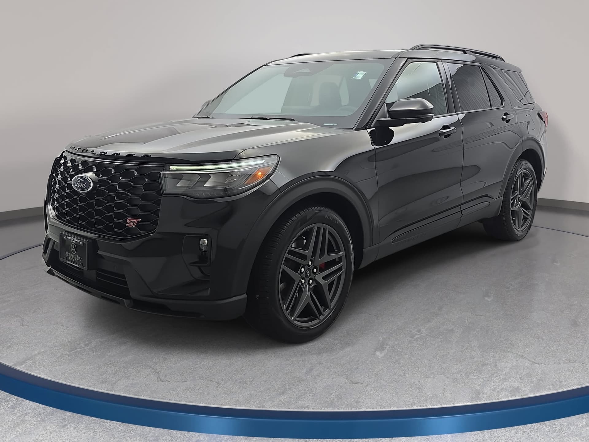 2026 Ford Explorer ST — photo 1 of 37