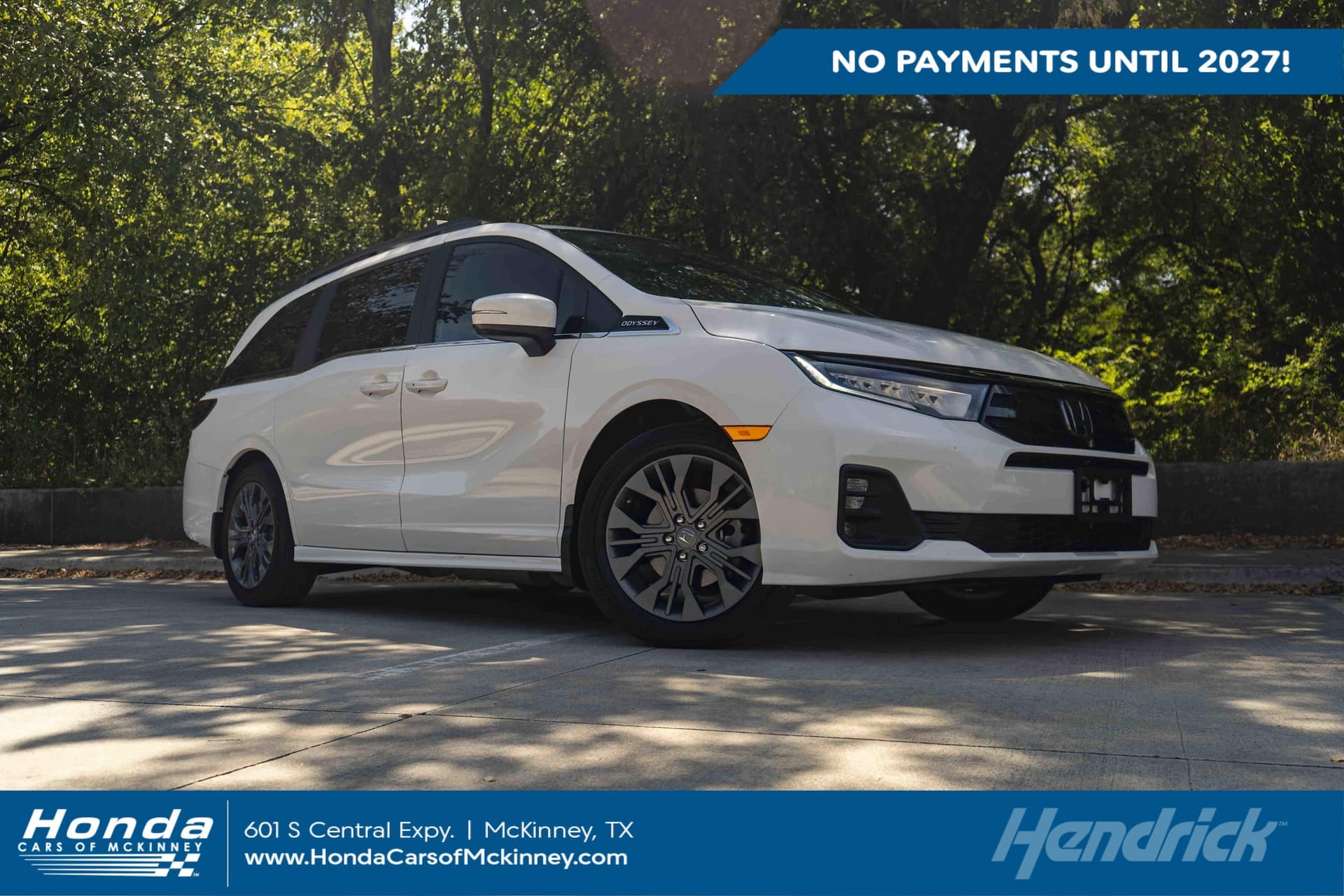 2025 Honda Odyssey Touring — photo 1 of 45