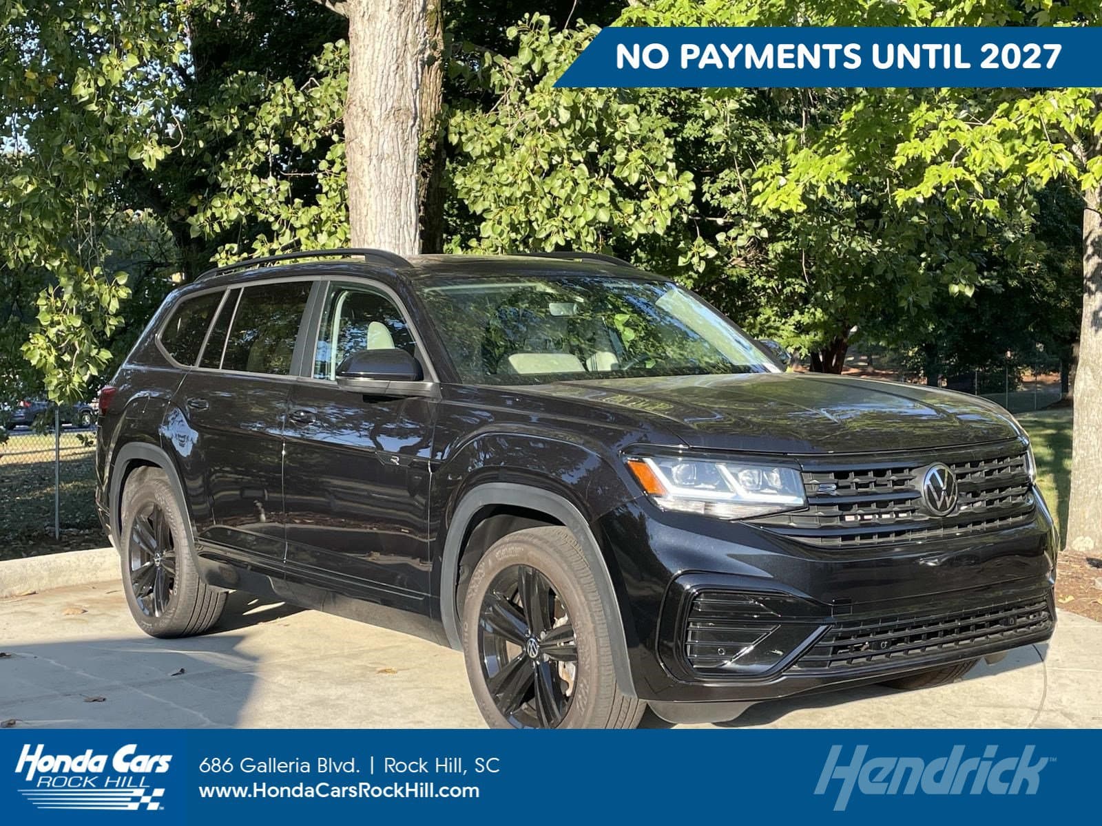 2023 Volkswagen Atlas 3.6L V6 SEL R-Line Black — photo 1 of 34